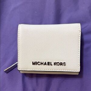 Michael Kors Light Gray Key & Card Holder